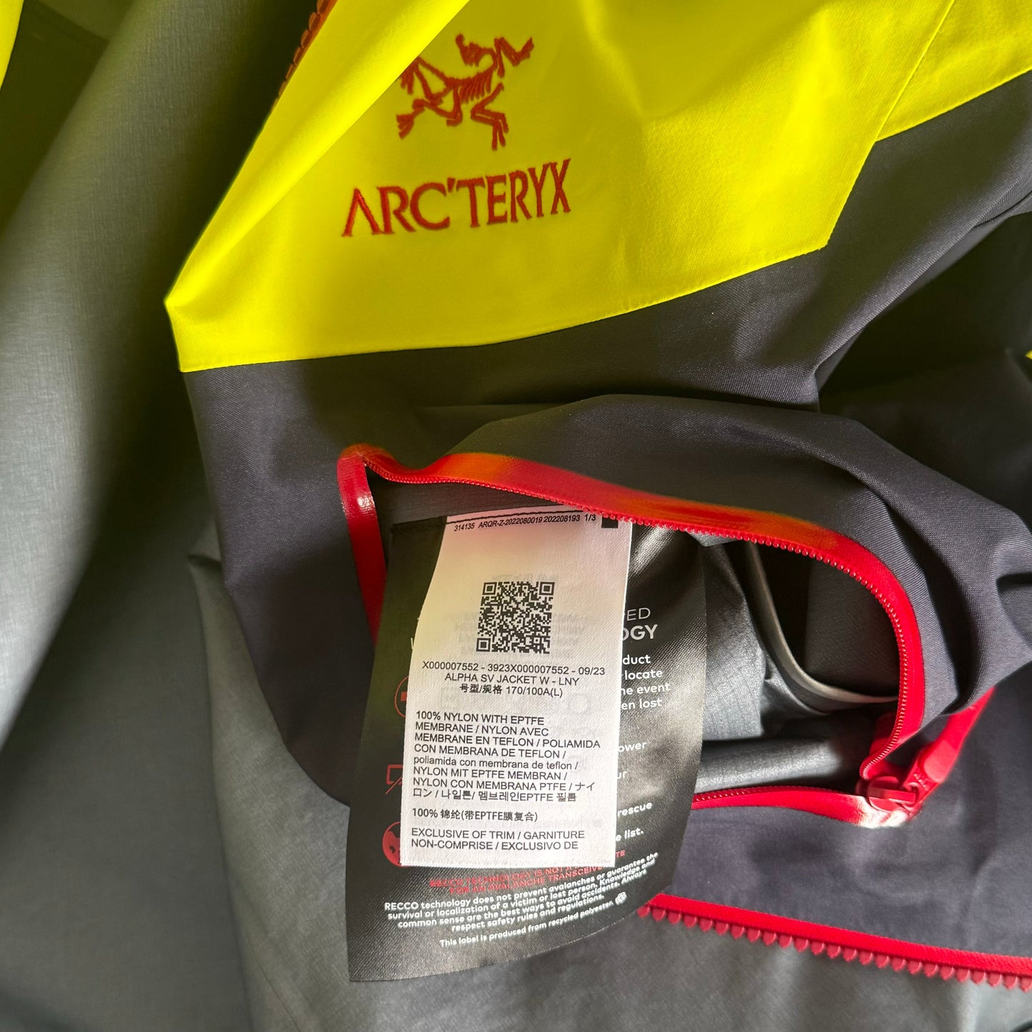 2024 LNY “Year of the Dragon” Gore-Tex Pro Alpha SV Shell Jacket