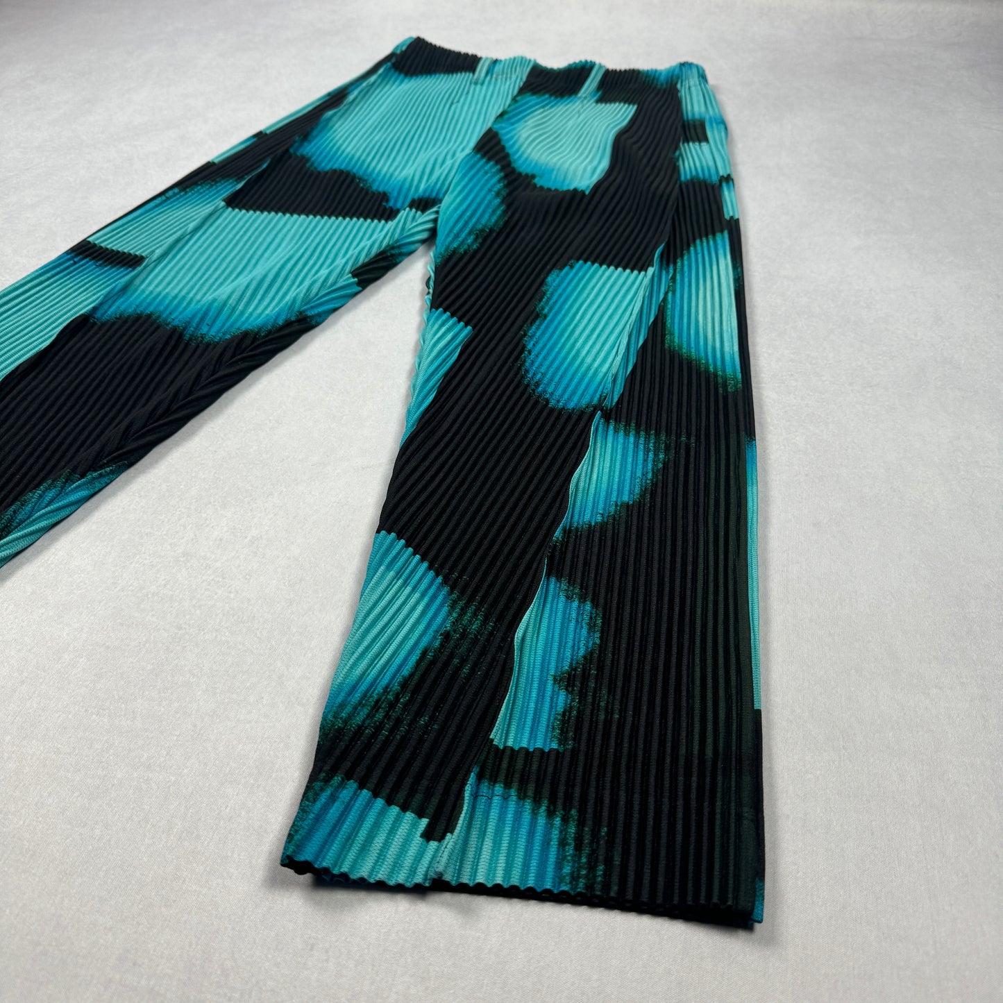 FW22 “Lantern” Pants (2)