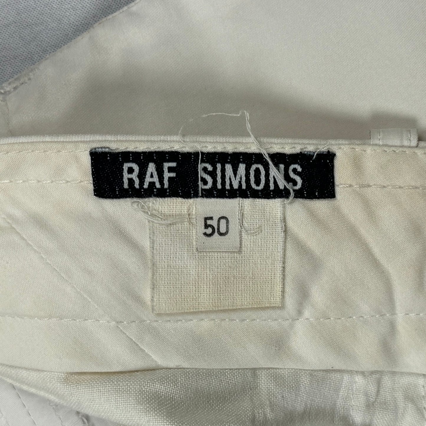 FW96 R Logo Charm Pants