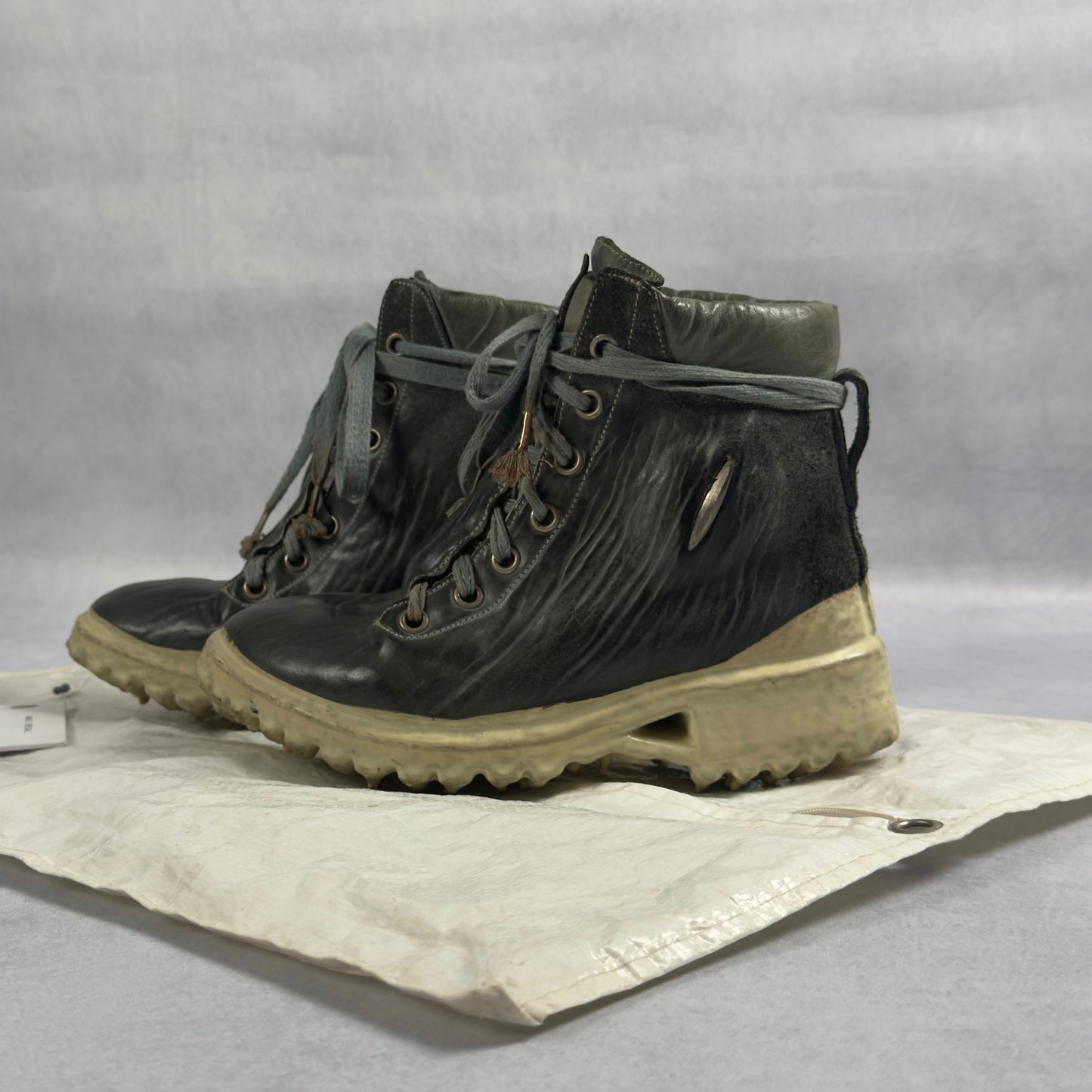 Prosthetic Drip Work Boots (5)