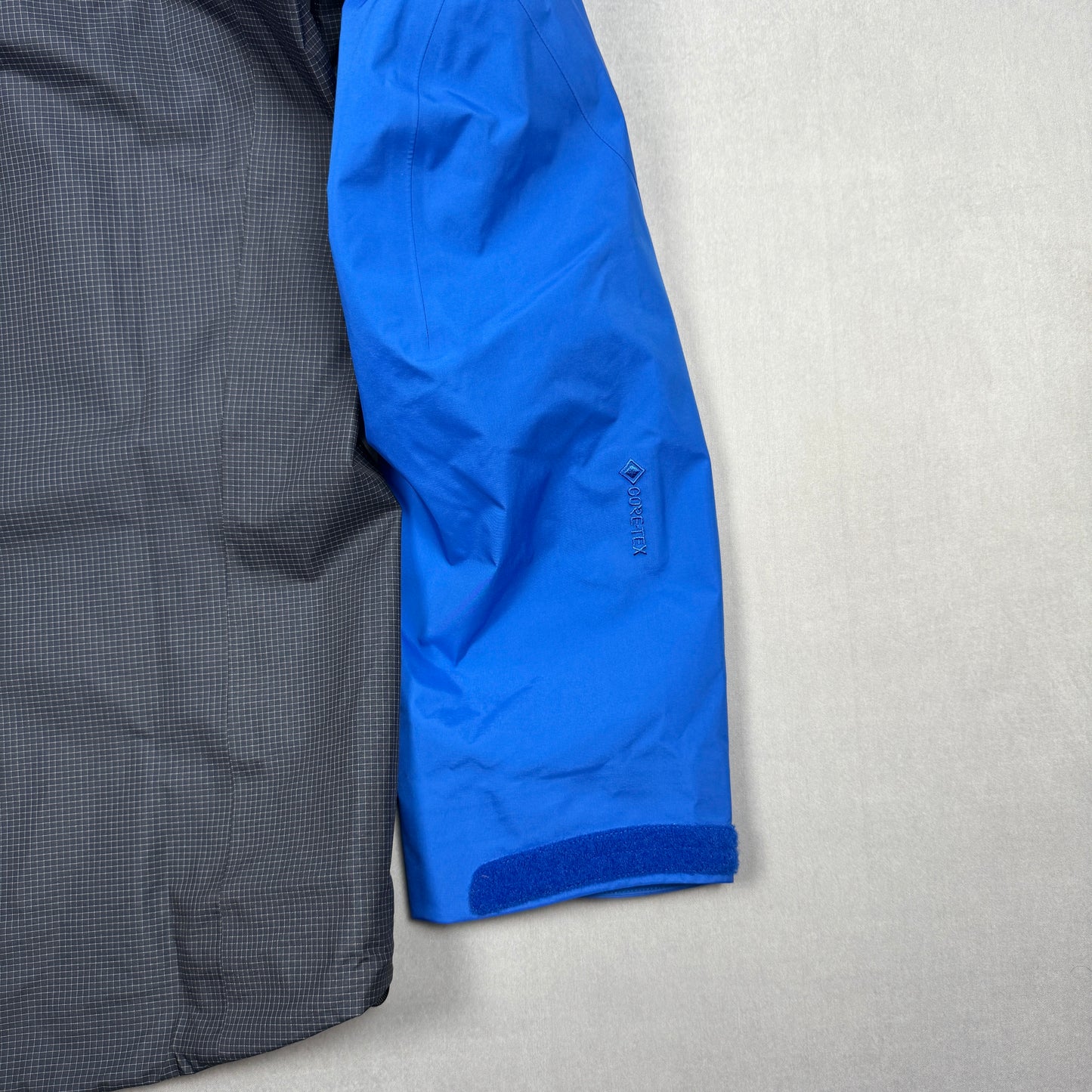Gore-Tex Alpha Jacket (Small)