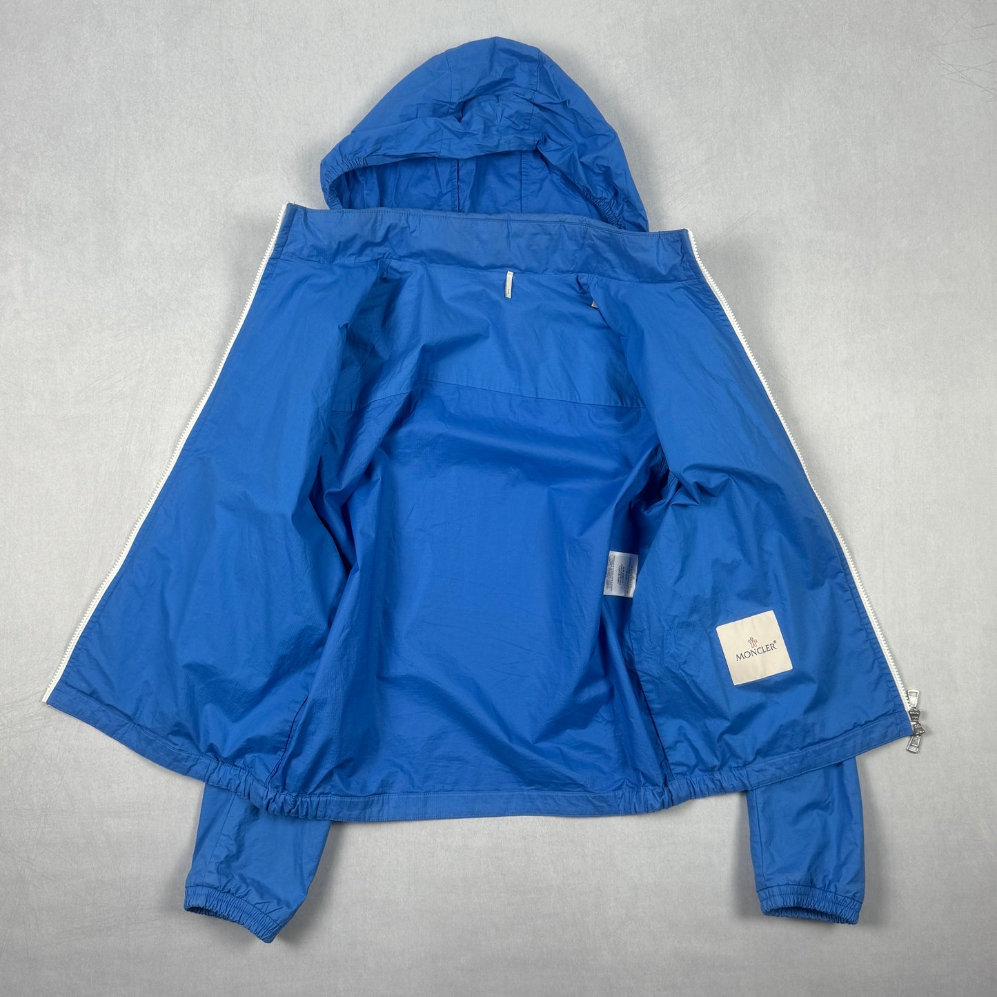 2020 “Brize” Giubbotto Windbreaker Jacket with Packable Hood (M)
