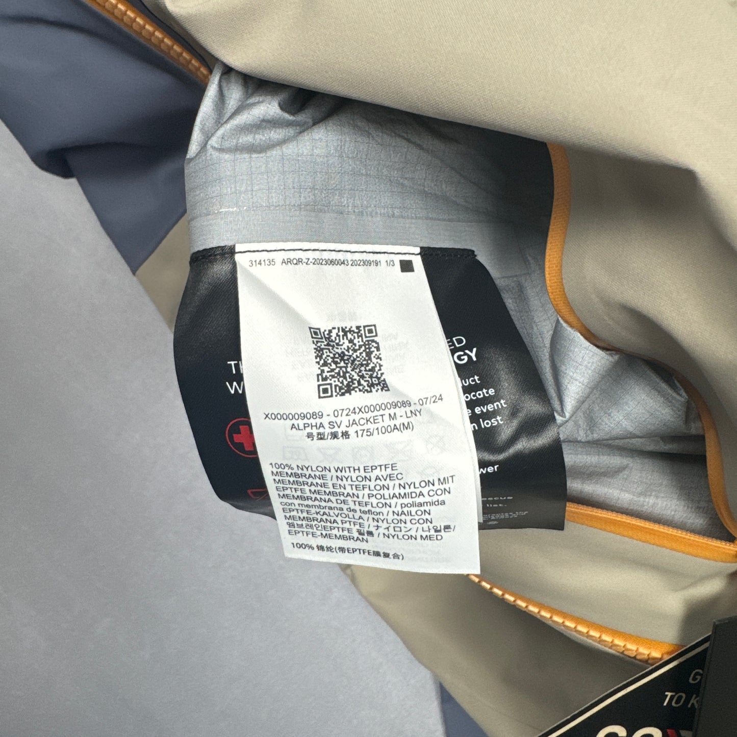 2025 LNY Alpha SV Jacket
