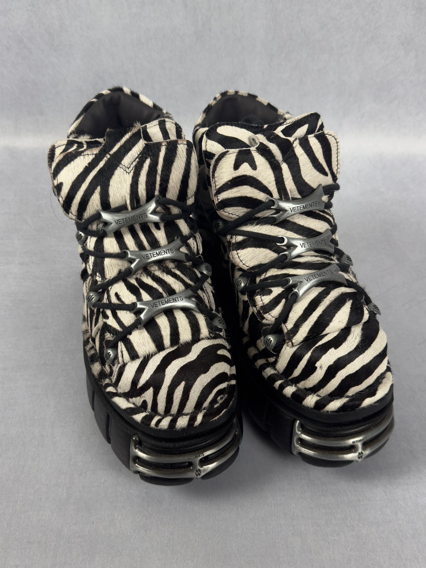 SS23 New Rock Zebra Calf Hair M-106 Boots