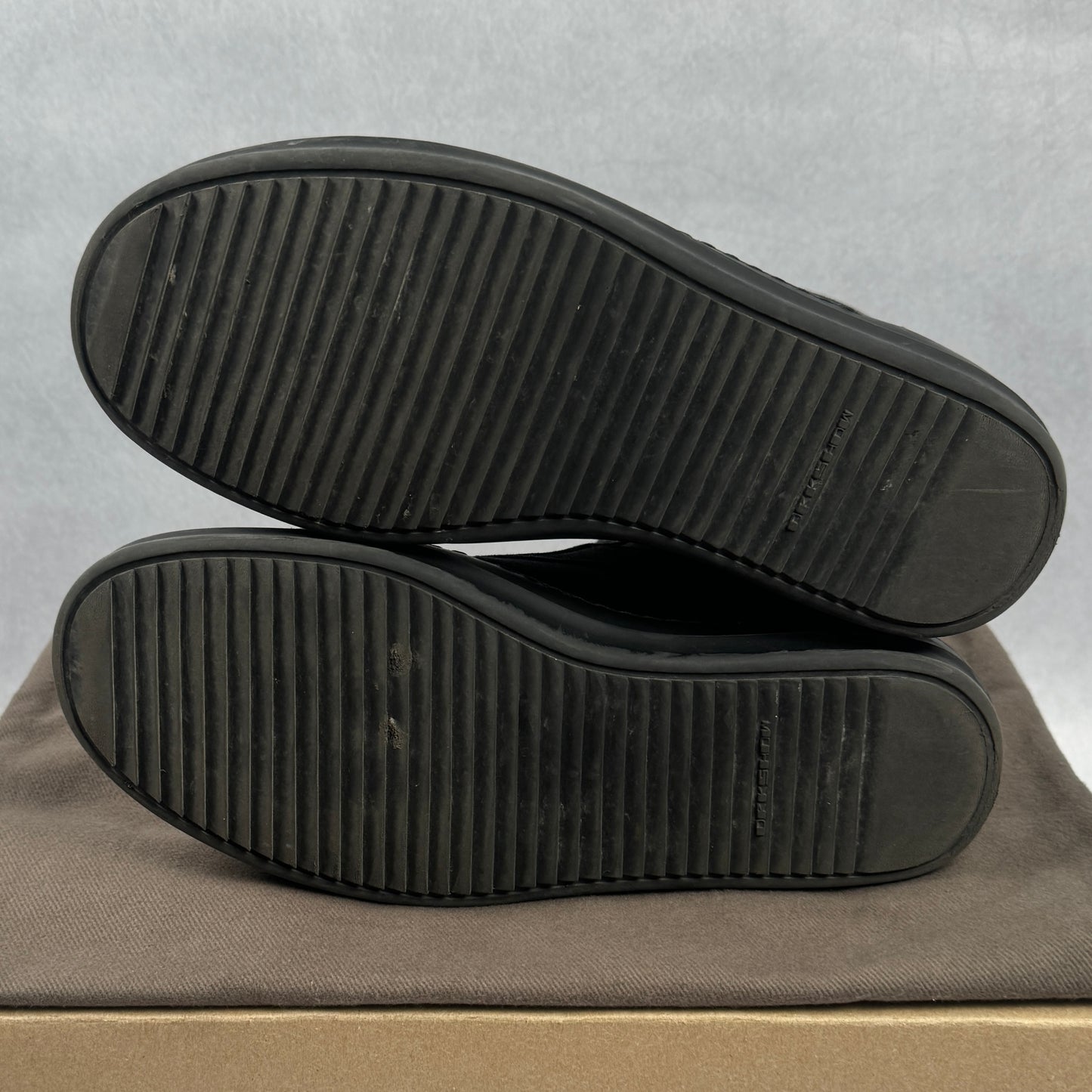 SS21 Vintage Canvas Sneakers