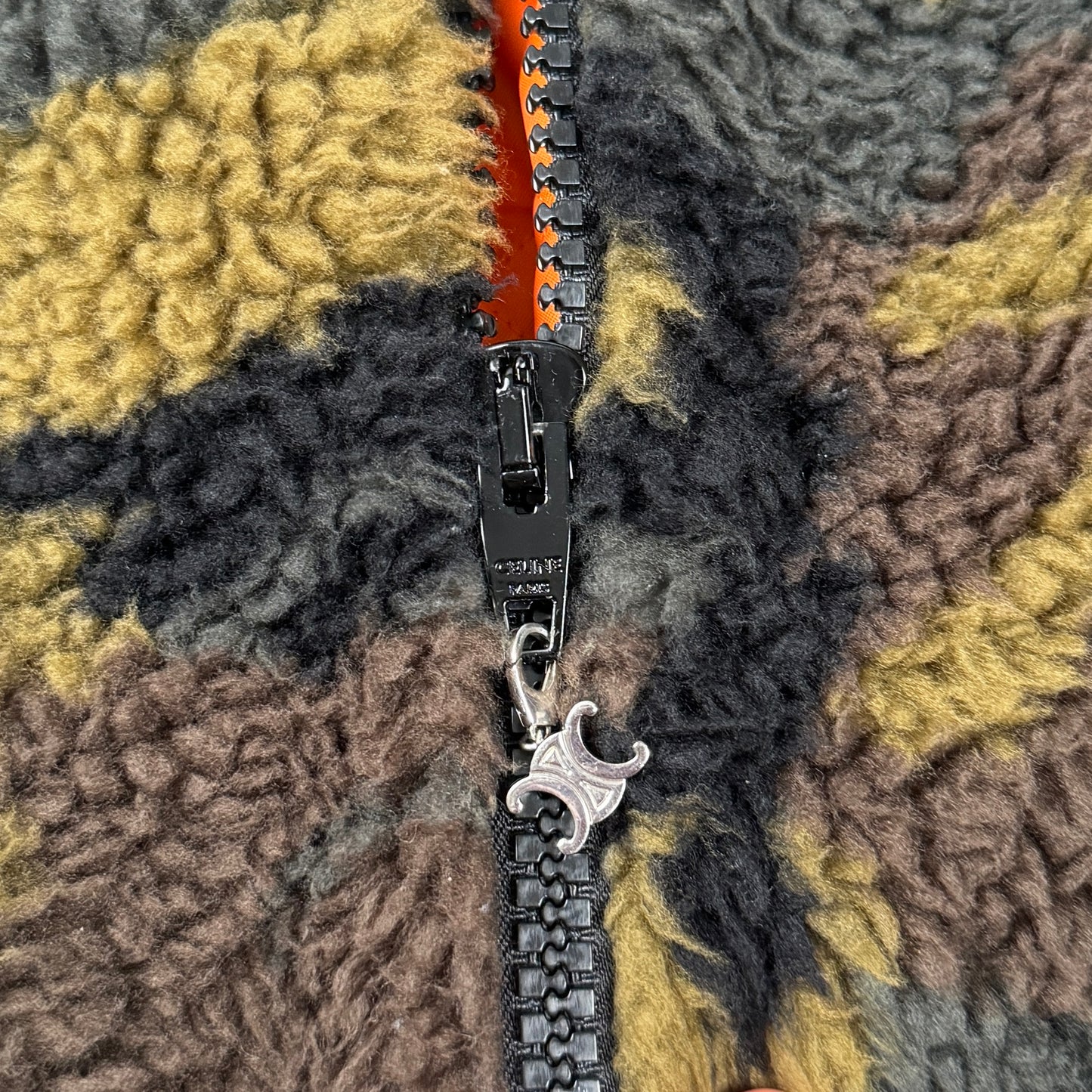 Men’s FW22 Camo Quilted Sherpa Jacket (S-M)