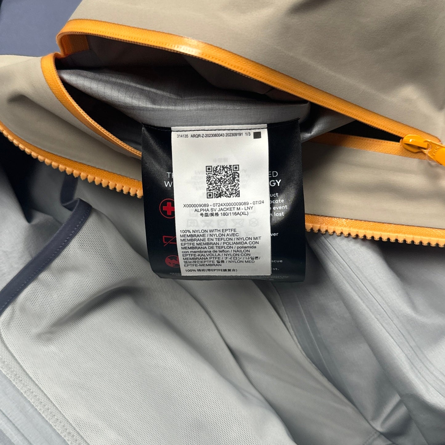 2025 LNY Alpha SV Jacket