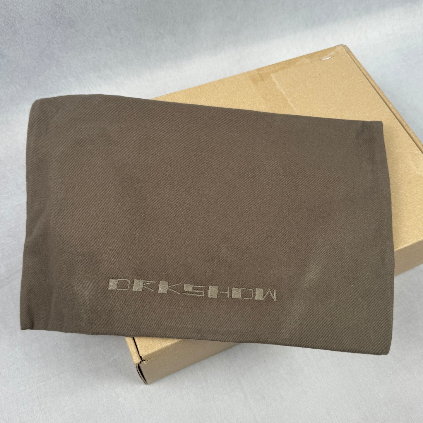 SS21 Vintage Canvas Sneakers