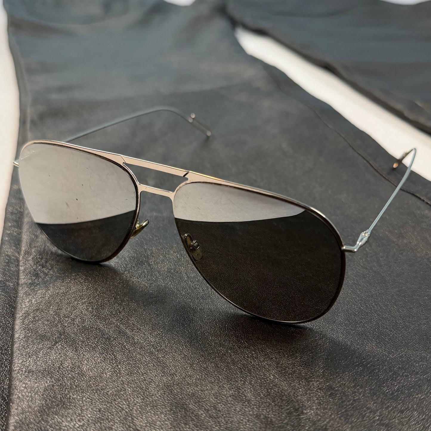 FW04 Silver Aviator Sunglasses