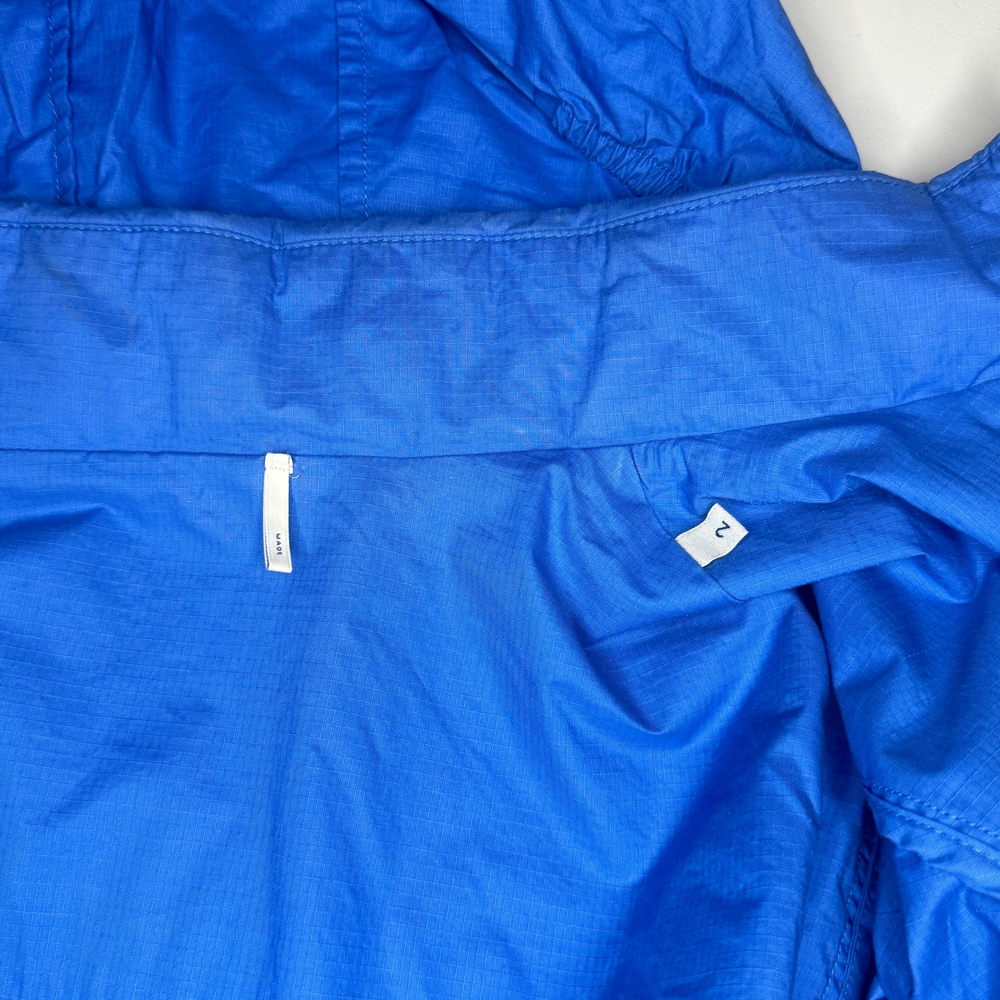 2020 “Brize” Giubbotto Windbreaker Jacket with Packable Hood (M)