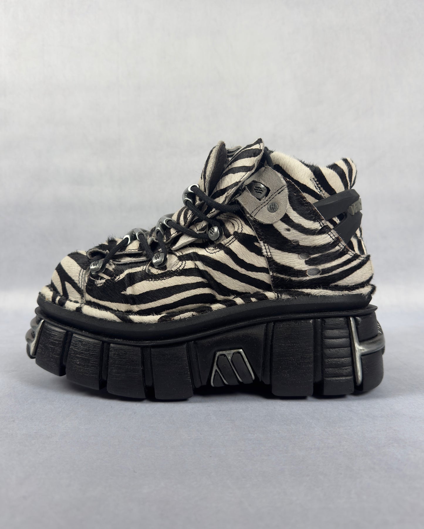 SS23 New Rock Zebra Calf Hair M-106 Boots