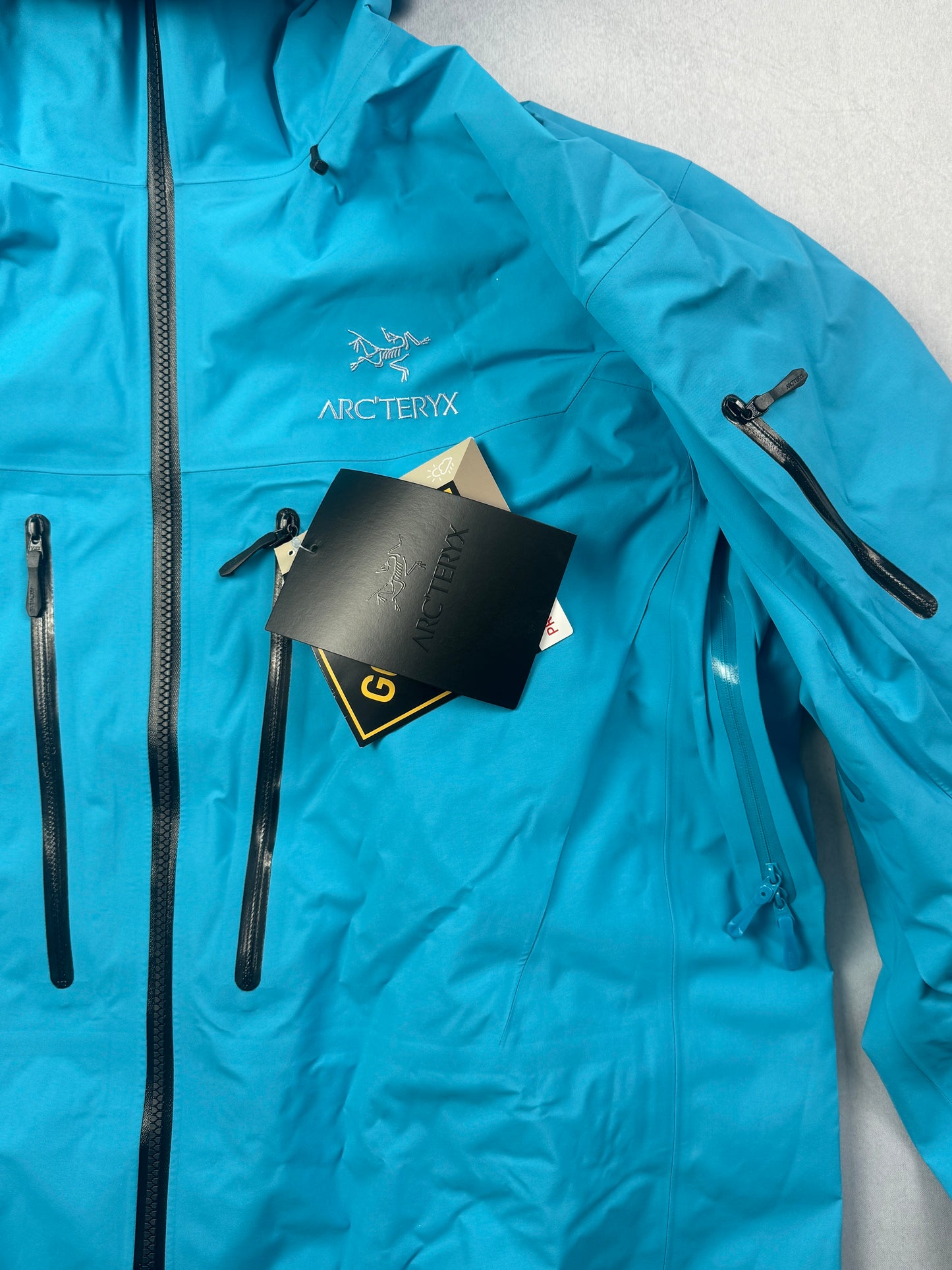 FW23 Alpha SV Alpine Shell Jacket