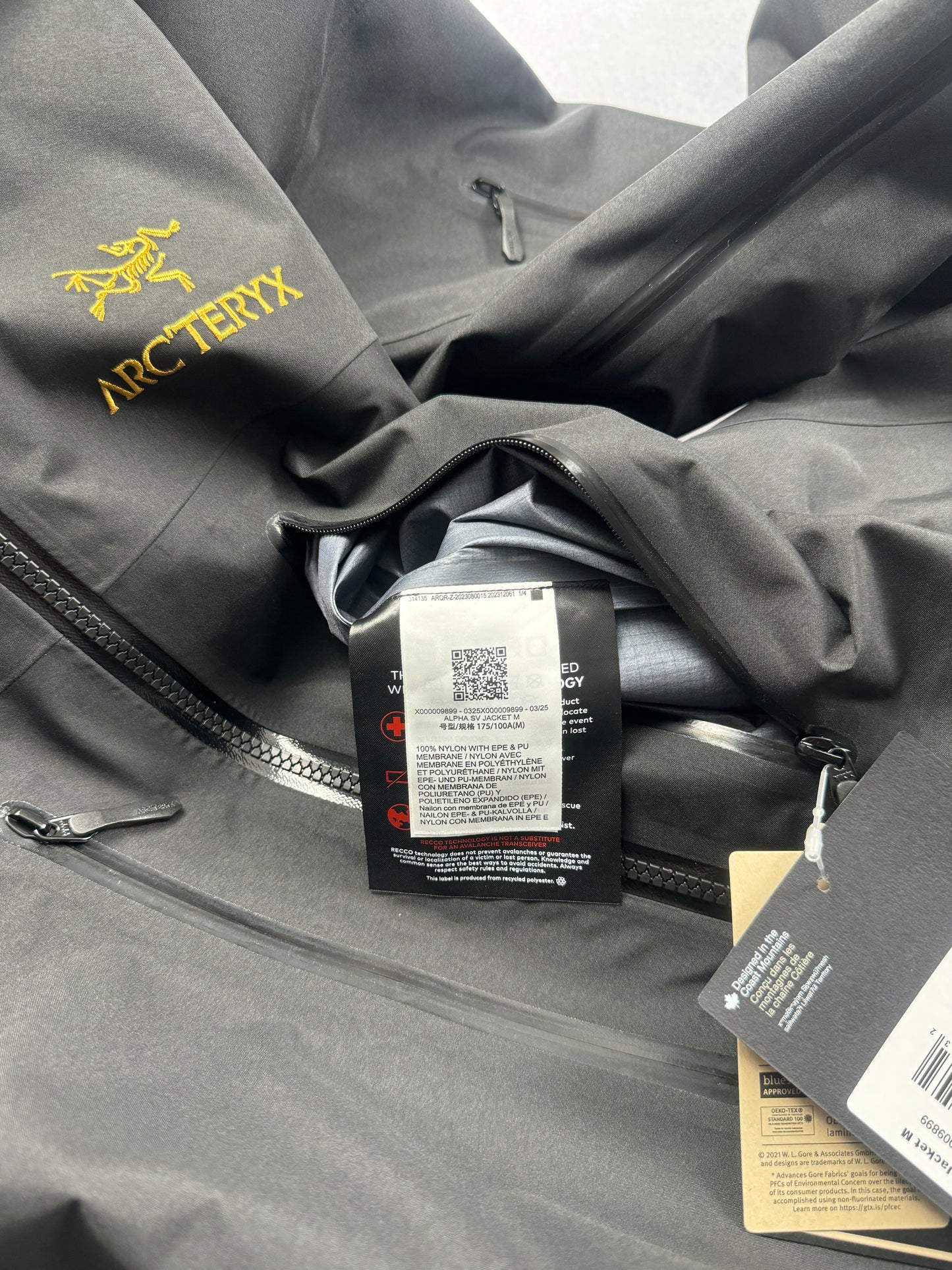 FW25 Alpha SV Alpine Shell Jacket